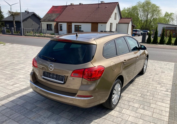 Opel Astra cena 25900 przebieg: 160000, rok produkcji 2013 z Jarocin małe 466